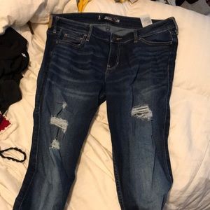 Holister super skinny ripped jeans
